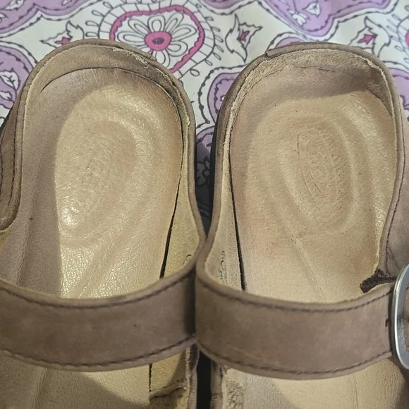 Keen Brown Mary Jane Flats - Picture 12 of 12